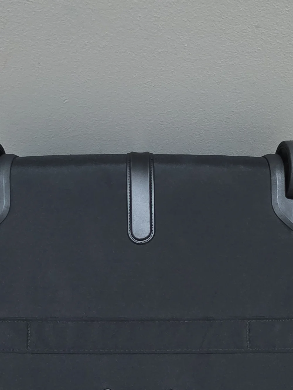 N/A black laptop